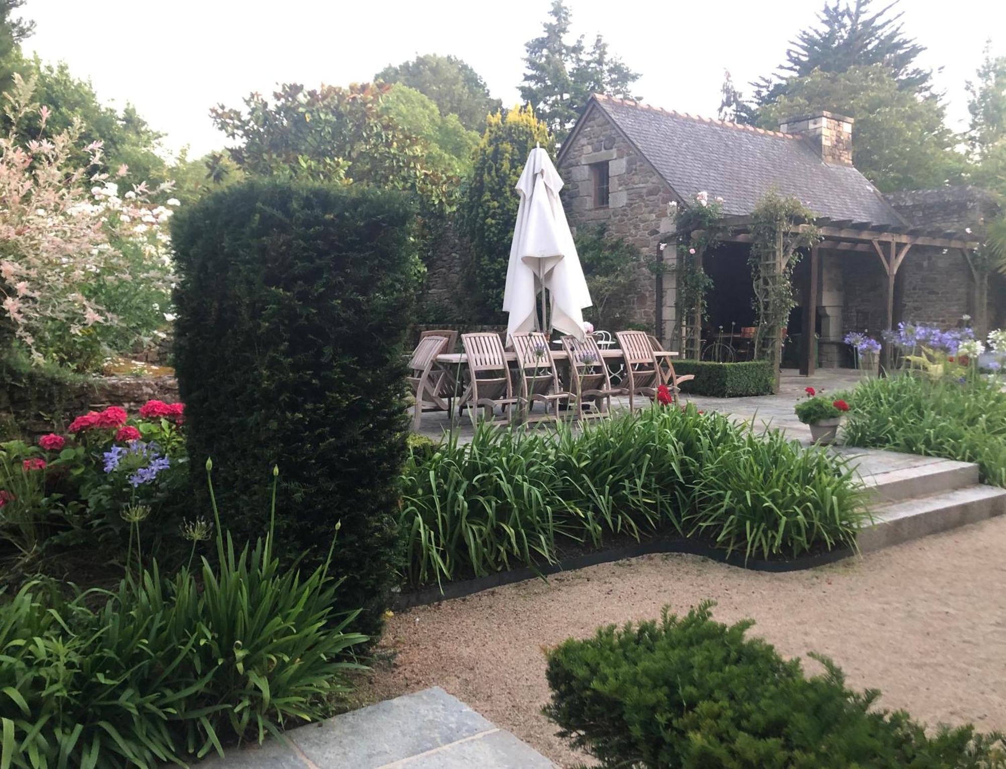 Manoir Des Bords De Rance Panzió Plouër-sur-Rance Kültér fotó